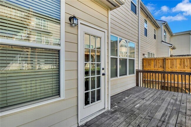 Building Photo - 6174 Indian Wood Cir