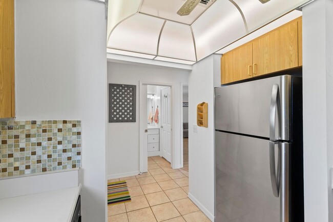 Building Photo - Fully Furnished Long Term Rental