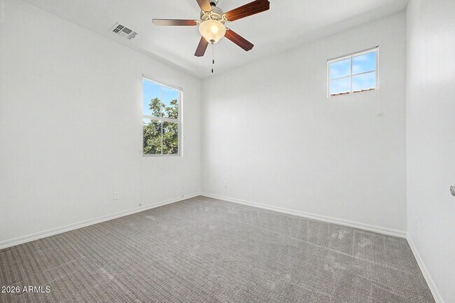 Building Photo - 1575 W Marlin Dr