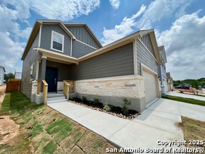Building Photo - 204 Kinsley Wy