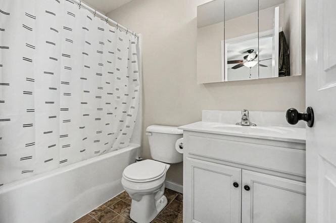Building Photo - 519 Byler Cir