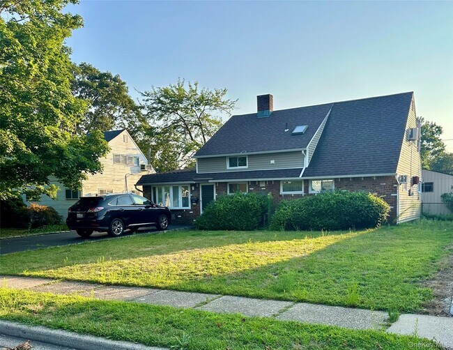 Primary Photo - 26 Atlas Ln