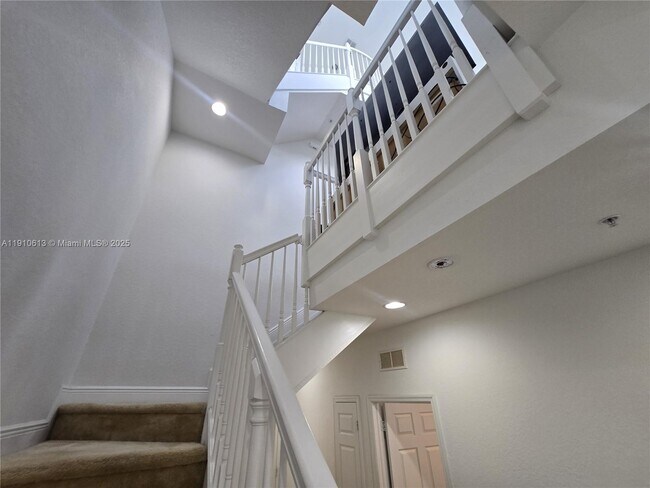 Building Photo - 11938 SW 26th Ct