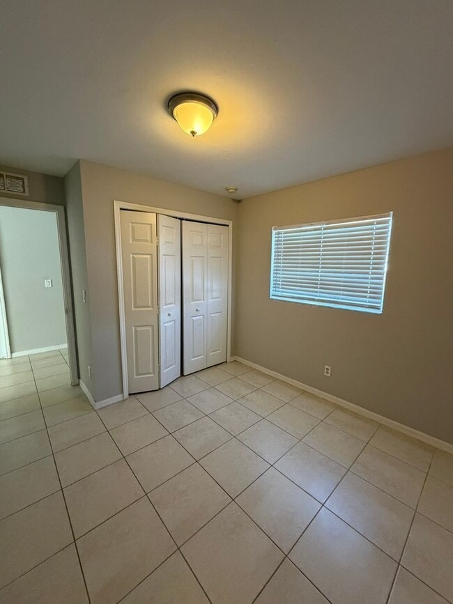 Building Photo - 4763 22nd St SW