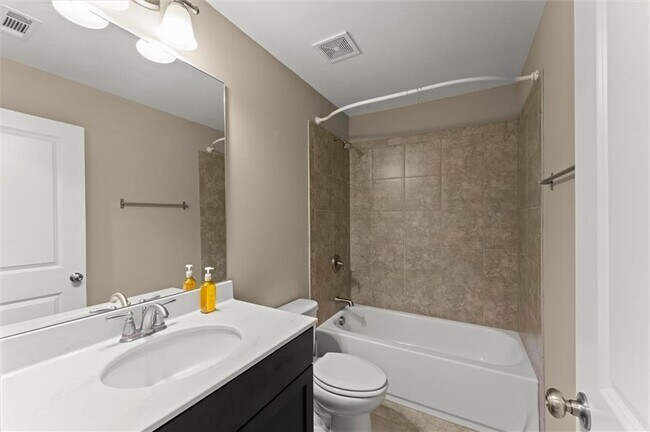 Building Photo - 2770 Prado Ln