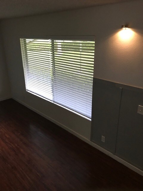 Building Photo - 486 Serento Cir