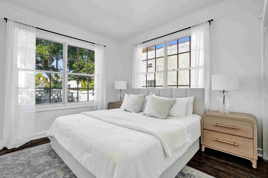 Building Photo - 435 35th St