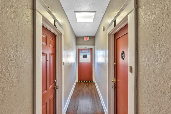Floorplan - 1141 Pine Ave