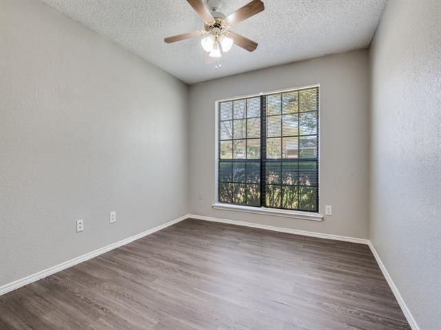 Building Photo - 1228 Cliff Trail