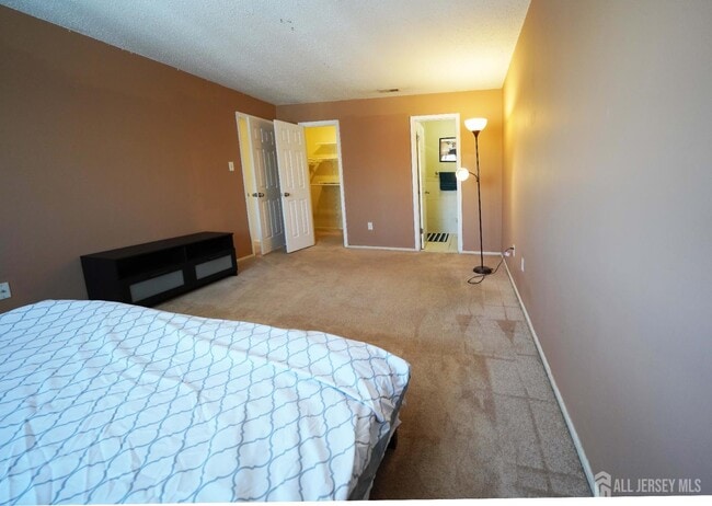 Building Photo - 1111 Edison Glen Terrace