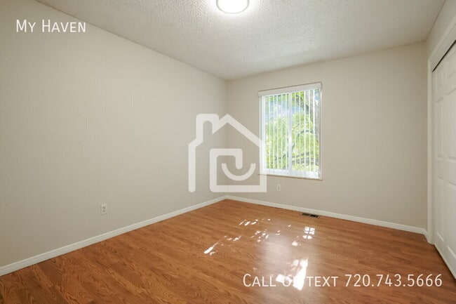 Building Photo - 10815 W Alamo Pl