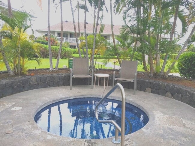 Building Photo - TURNKEY - LUXURY 2BED/2BA FULLY FURNISHED ...