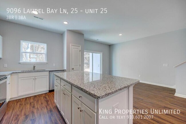 Building Photo - 9096 Laurel Bay Ln