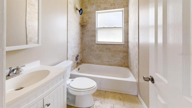 Building Photo - 4902 Largo Terrace