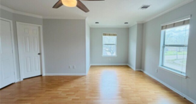 Building Photo - 18122 Rexine Ln