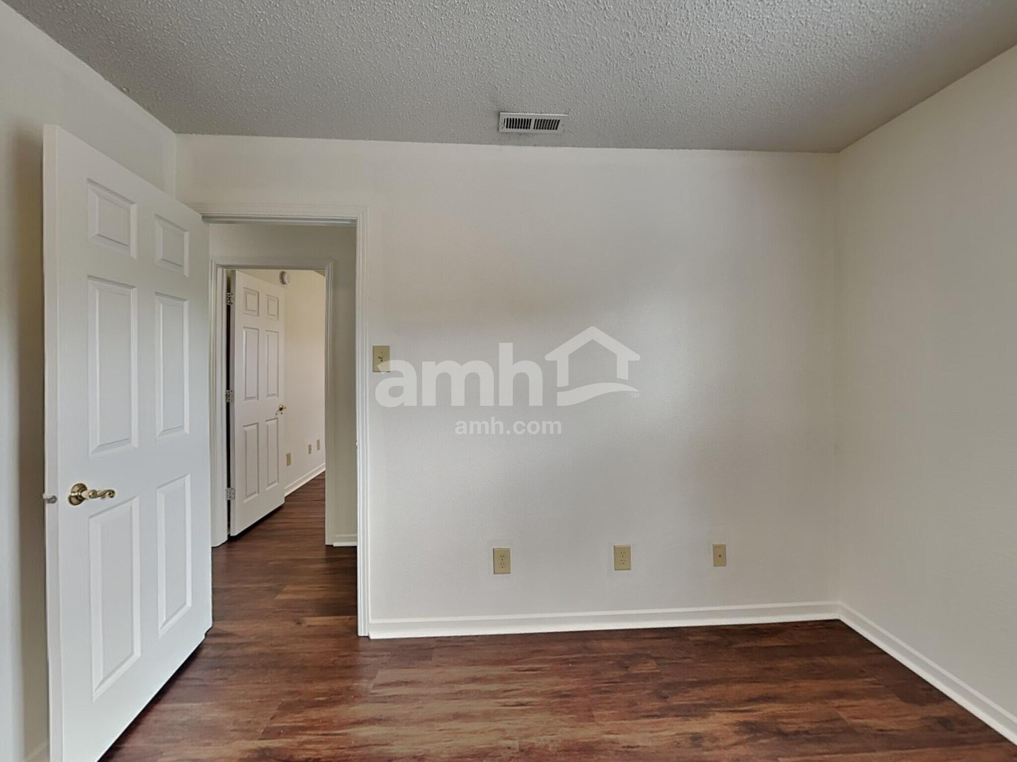 Building Photo - 7540 Wymm Ln