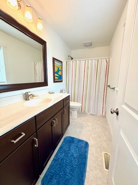 master bath - 112 Duck Ridge Village Ct