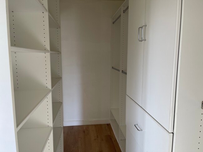 Building Photo - 16026 Timberhill Ln