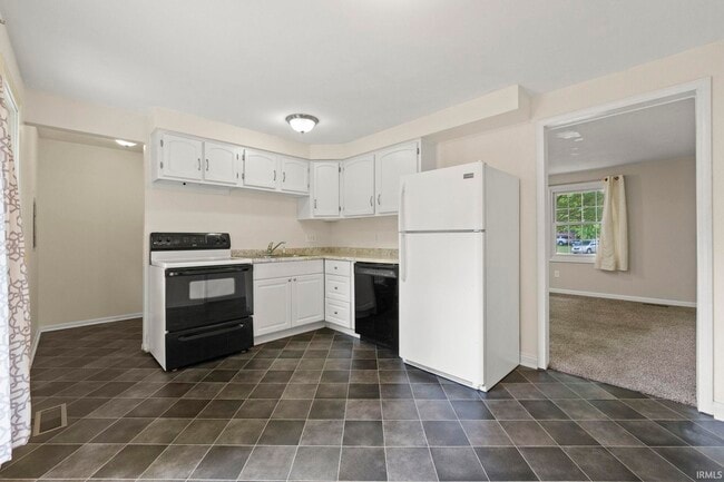 Building Photo - 2606 Sandarac Ln