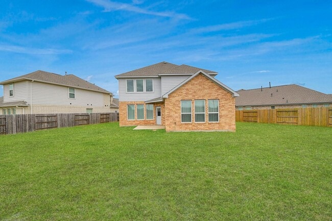 Building Photo - 208 Salange Ln