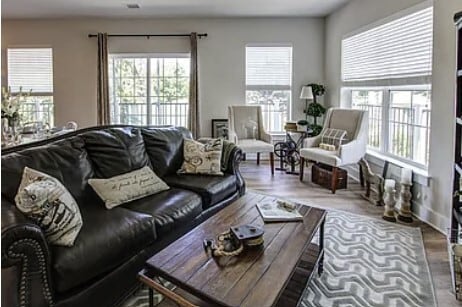 Building Photo - 246 West Ave