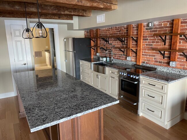 Kitchen - 67 Bow St