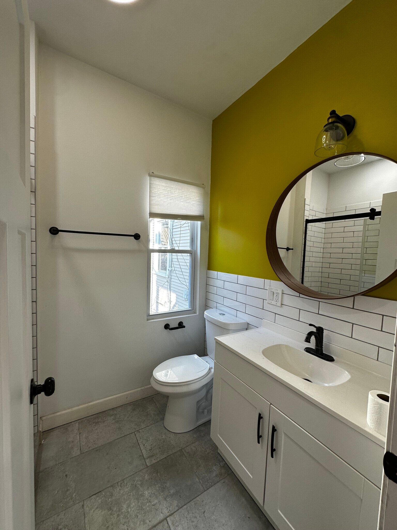 Bathroom 2 - 1908 S May St