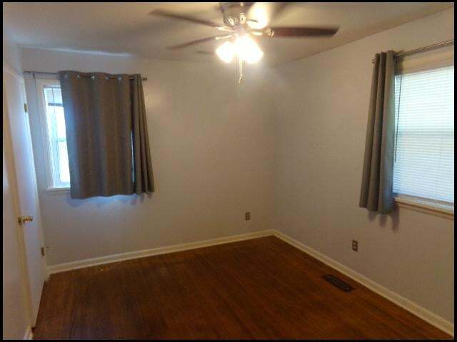 Building Photo - 9910 Brooks Ln