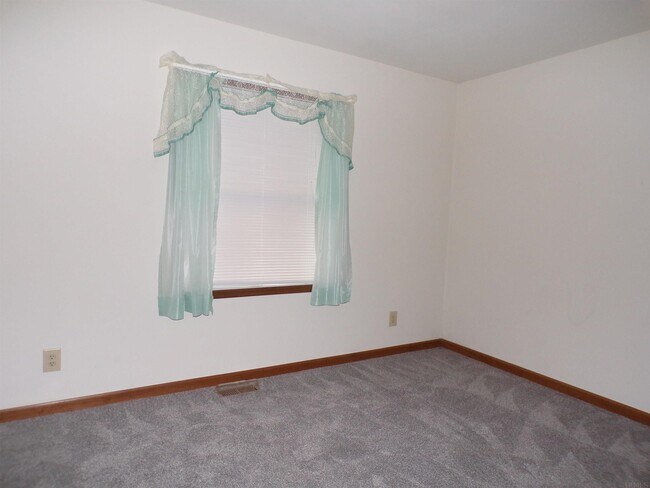Building Photo - 7623 S 750 E