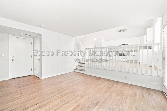 Building Photo - 2230 Andrew Dr