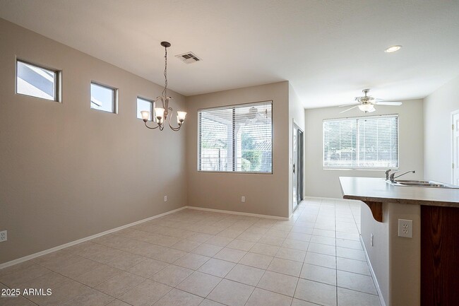 Building Photo - 39802 N Cross Timbers Way