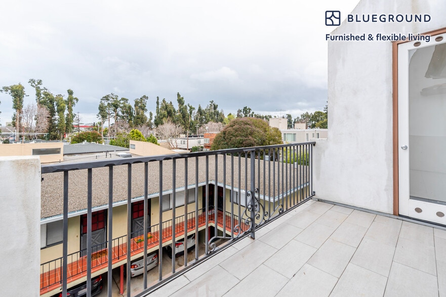 Building Photo - 1225 Floribunda Ave