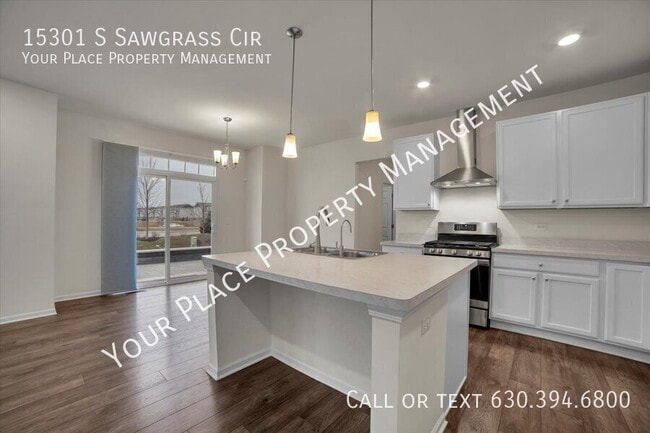 Building Photo - 15301 S Sawgrass Cir