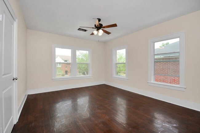 Building Photo - 2622 Rosedale St