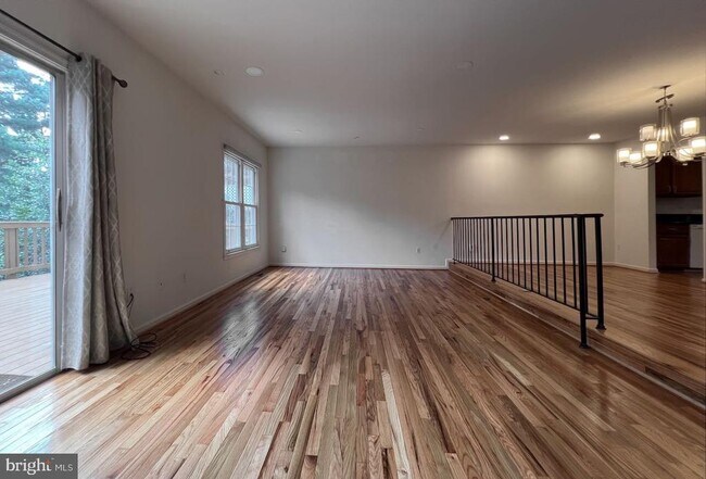 Building Photo - 7132 Swansong Wy