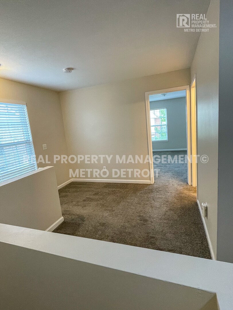 Building Photo - 17699 Windflower Dr