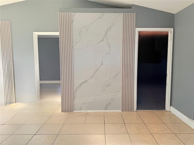 Building Photo - 635 Parakeet Ct