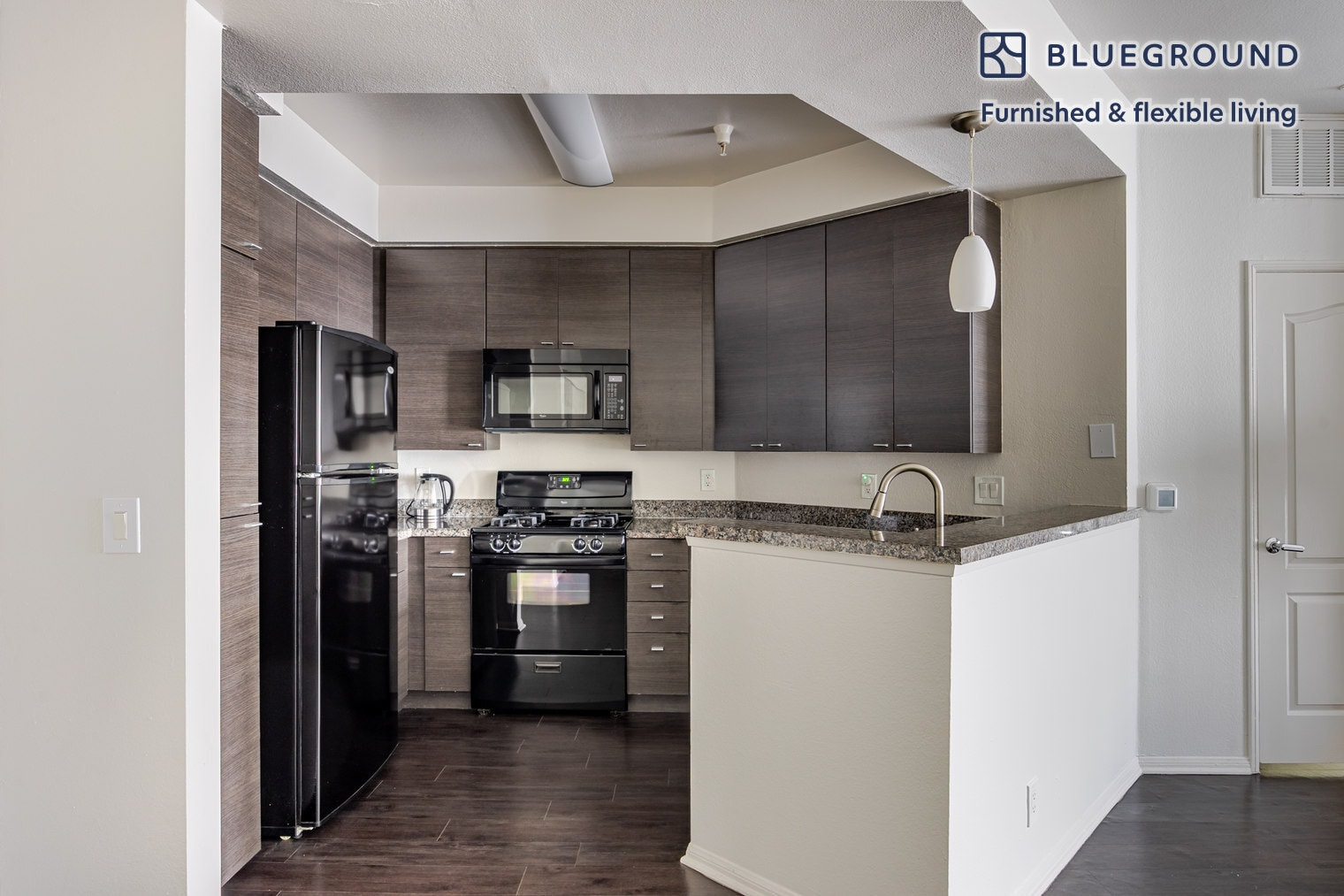 Building Photo - 13603 Marina Pointe Dr