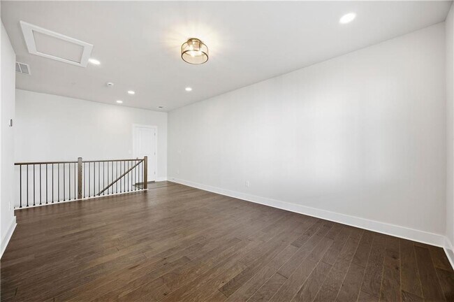 Building Photo - 1244 Winterhaven Dr