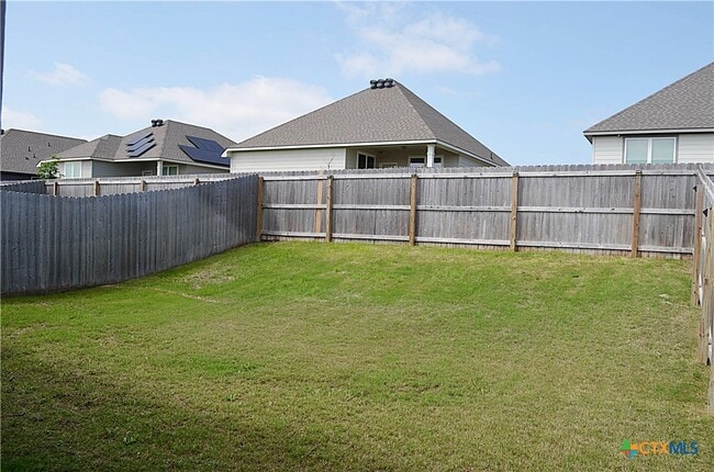 Building Photo - 334 Grn Valley Dr