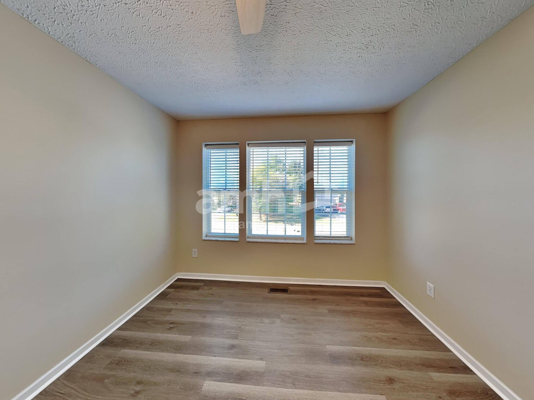 Building Photo - 46 Runkle Dr