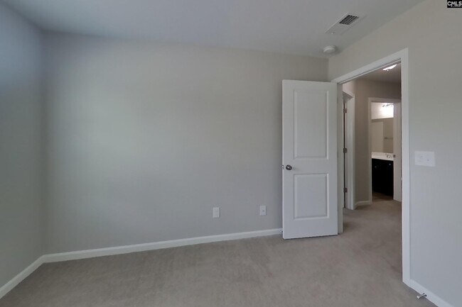 Building Photo - 1429 Sandra Dr