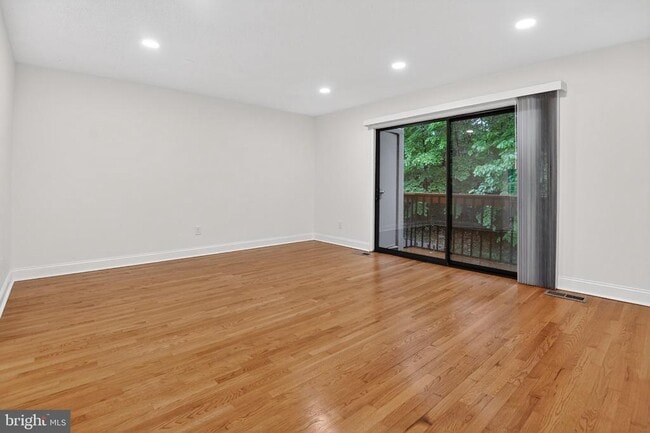Building Photo - 2236 Cartwright Pl
