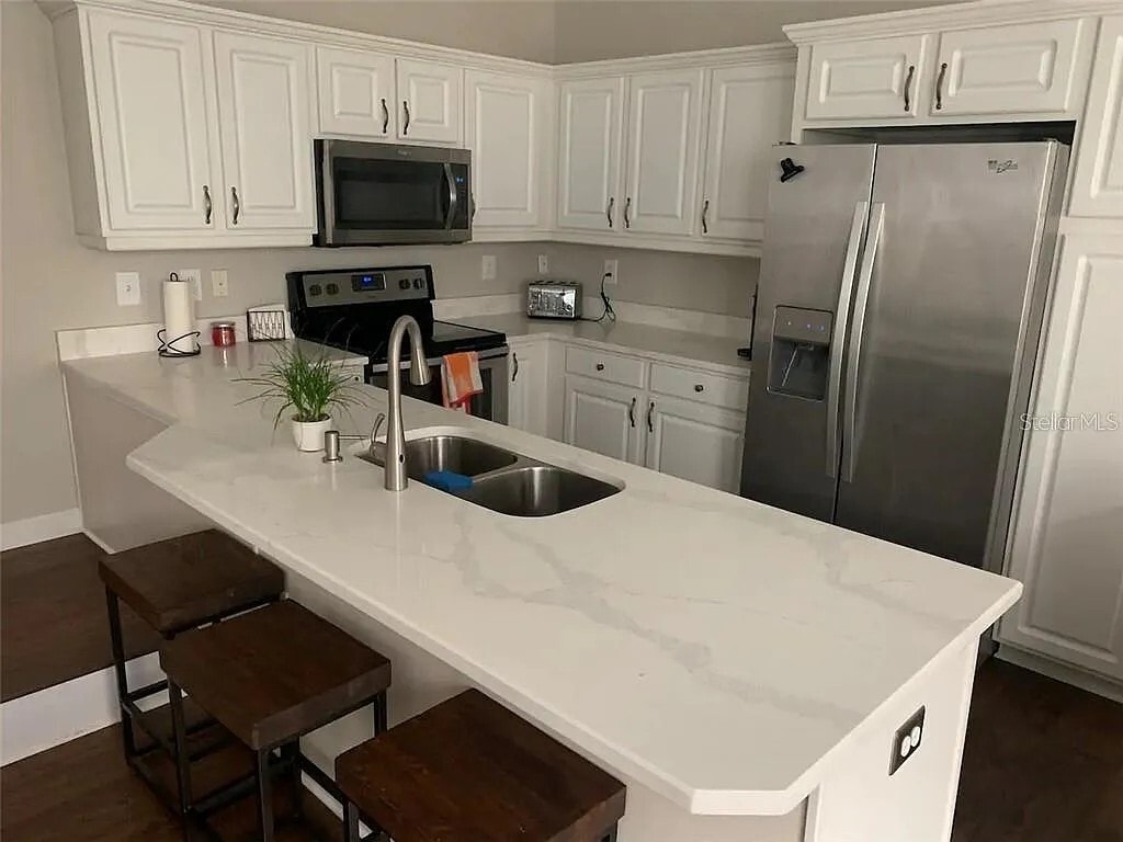 Building Photo - 106 S Moody Ave