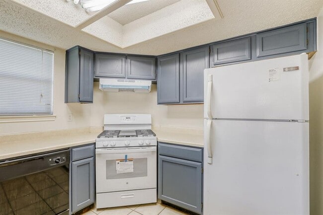 Building Photo - 7802 Topawa Cove