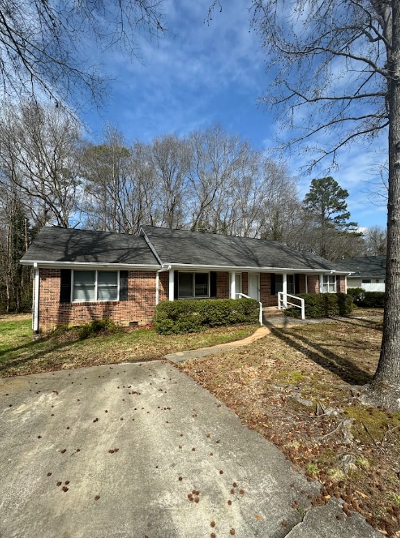Building Photo - "Charming 2-Bedroom Duplex in Simpsonville...