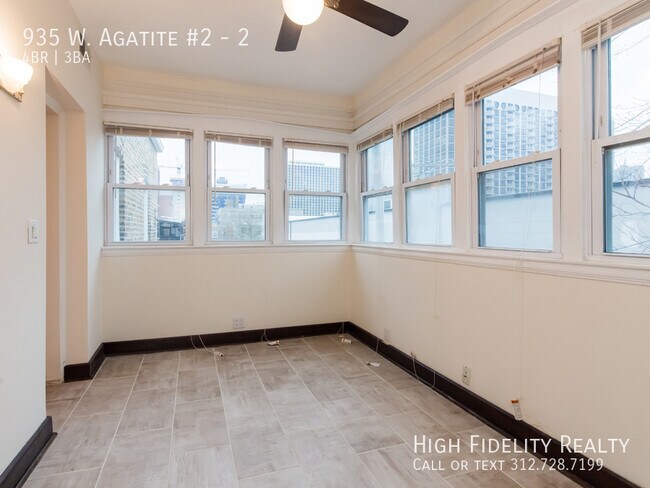 Building Photo - 935 W Agatite Ave