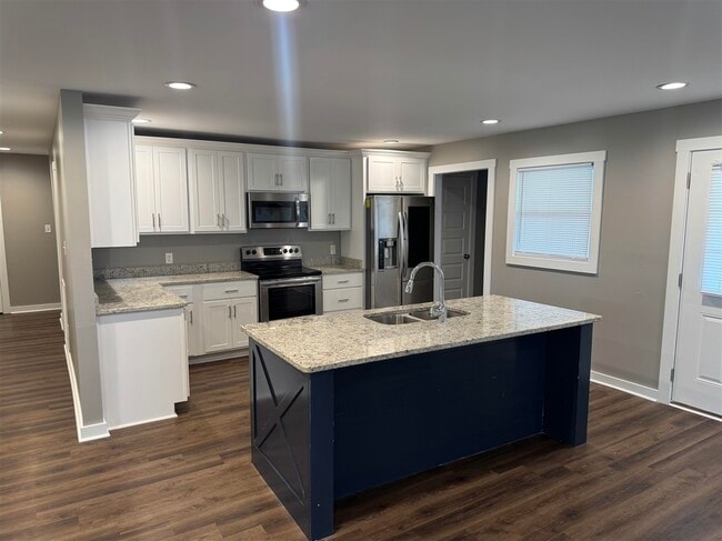 Building Photo - 820 Smith Way