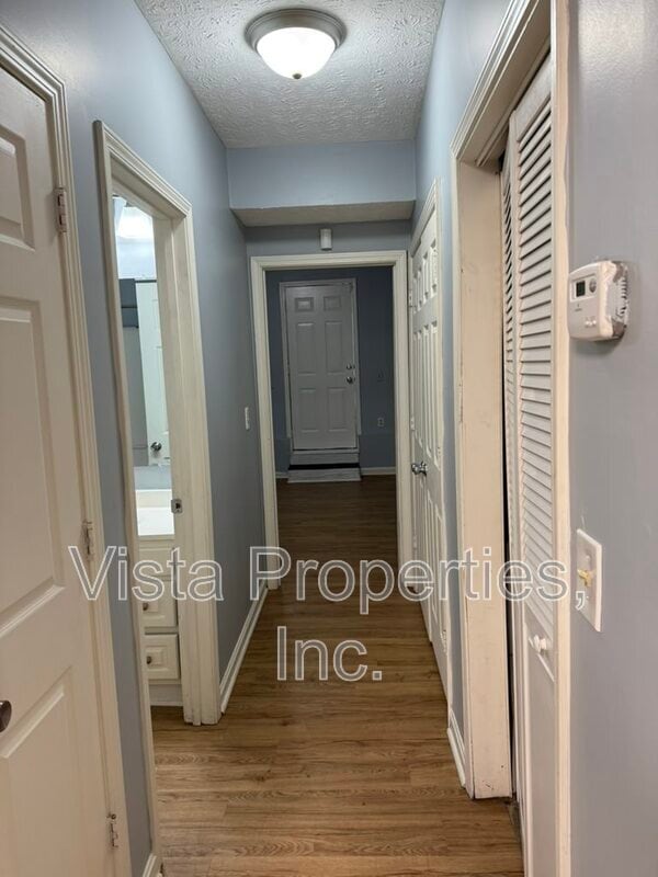 Building Photo - 1612 W Market St