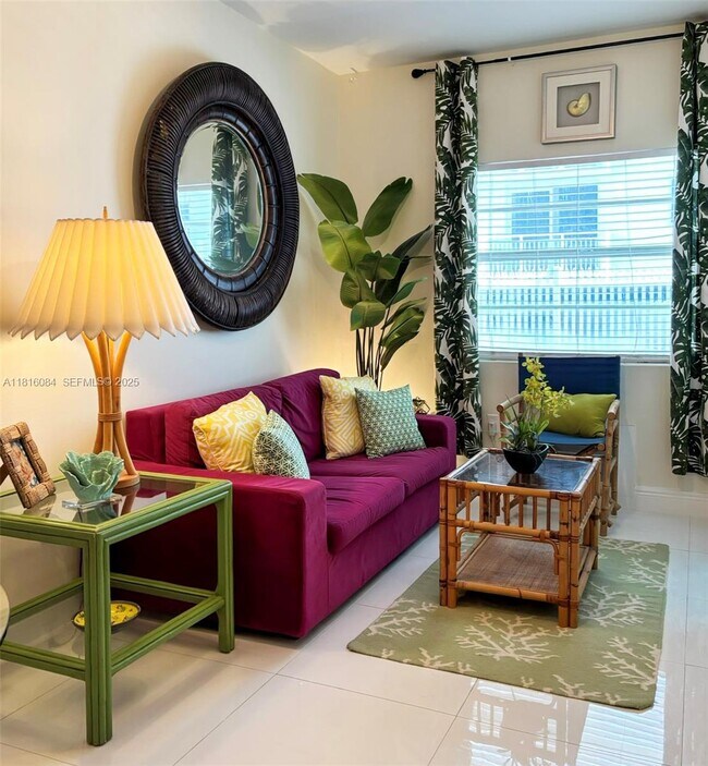 Building Photo - 335 Ocean Dr